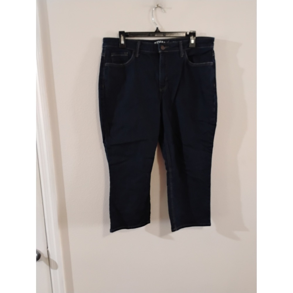 Riders by Lee Womens Midrise Capri Jeans Dark Wash Indigo 14M 198MAW2